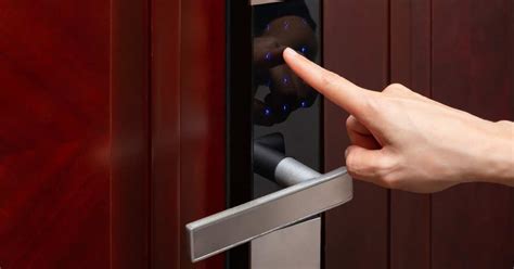 smart locks for commercial buildings